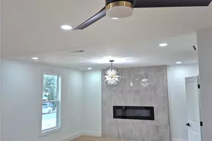 710 S Glasgow Dr, Dallas, TX 75223 - Photo 10