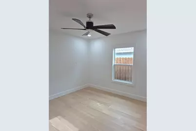 710 S Glasgow Drive, Dallas, TX 75223 - Photo 18