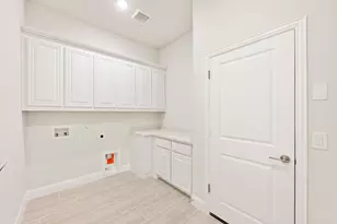 1617 Community Dr, Cedar Hill, TX 75116 - Photo 30