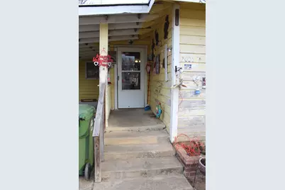 2006 20th Street, Mineral Wells, TX 76067 - Photo 2