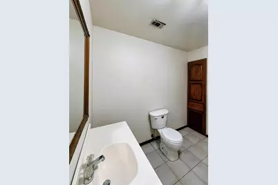 140 Pecan Street, Blossom, TX 75416 - Photo 10