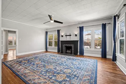 605 W Crockett Street, Ennis, TX 75119 - Photo 14