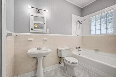 605 W Crockett Street, Ennis, TX 75119 - Photo 24