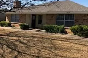 7035 Crosstimbers Ln, North Richland Hills, TX 76182 - Photo 2