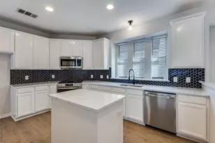 1213 King George Ln, Savannah, TX 76227 - Photo 14