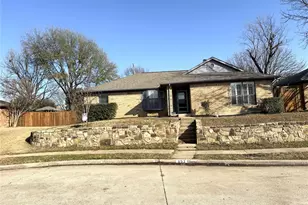 652 Harrison Dr, Coppell, TX 75019 - Photo 2