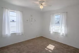 639 Yale Dr, Lancaster, TX 75134 - Photo 12