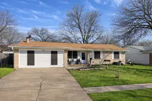 639 Yale Dr, Lancaster, TX 75134 - Photo 2