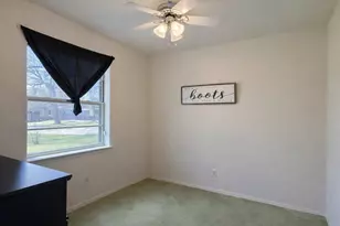 639 Yale Dr, Lancaster, TX 75134 - Photo 14