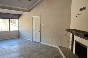 9600 Royal Ln, Dallas, TX 75243 - Photo 6