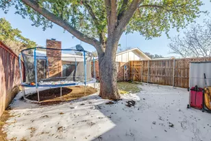 2038 Christie Ln, Carrollton, TX 75007 - Photo 24