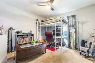 2038 Christie Ln, Carrollton, TX 75007 - Photo 22