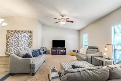 2038 Christie Lane, Carrollton, TX 75007 - Photo 4