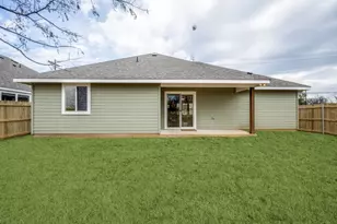 204 Walnut St, Whitesboro, TX 76273 - Photo 24