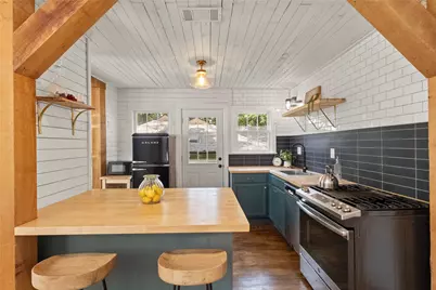 619 N Hampton Road, Dallas, TX 75208 - Photo 8