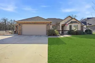 21 Lone Oak Blvd, Pottsboro, TX 75076 - Photo 1