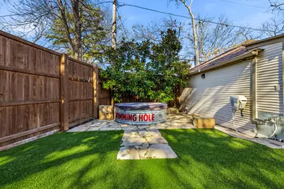 904 Clermont Avenue, Dallas, TX 75223 - Photo 32