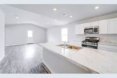 638 Clear Creek Court, Clyde, TX 79510 - Photo 6