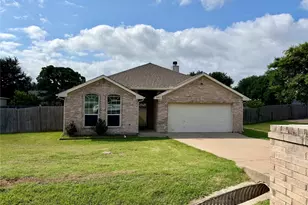 3005 Stroll Dr, Granbury, TX 76049 - Photo 1