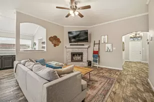 3005 Stroll Dr, Granbury, TX 76049 - Photo 6