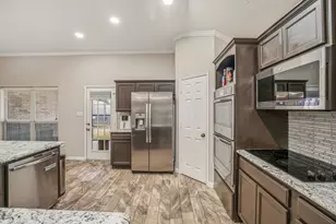 3005 Stroll Dr, Granbury, TX 76049 - Photo 10