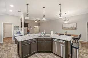 3005 Stroll Dr, Granbury, TX 76049 - Photo 12