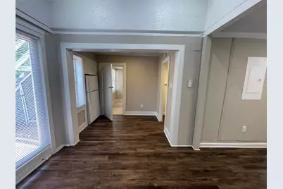 2008 Sanquinet Street, Fort Worth, TX 76107 - Photo 4