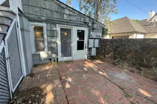 2008 Sanquinet St, Fort Worth, TX 76107 - Photo 14