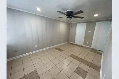 2008 Sanquinet Street, Fort Worth, TX 76107 - Photo 8