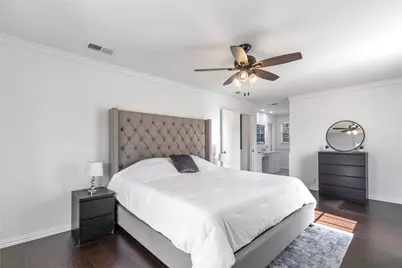 2906 Pacific Court, Irving, TX 75062 - Photo 12