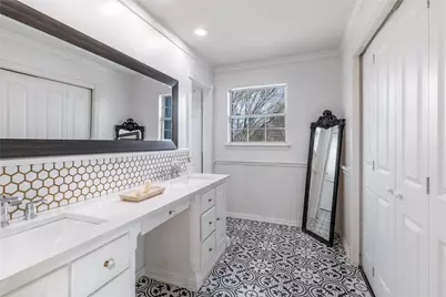 2906 Pacific Court, Irving, TX 75062 - Photo 14