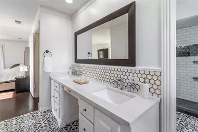 2906 Pacific Court, Irving, TX 75062 - Photo 18