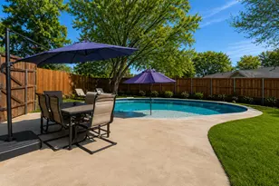 2906 Pacific Ct, Irving, TX 75062 - Photo 32