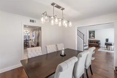 2906 Pacific Court, Irving, TX 75062 - Photo 12