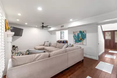 2906 Pacific Court, Irving, TX 75062 - Photo 6