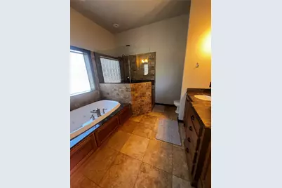 106 Timber Hill, Athens, TX 75751 - Photo 10