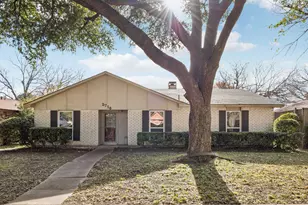 2710 Clover Valley Dr, Garland, TX 75043 - Photo 1