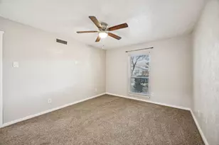 2710 Clover Valley Dr, Garland, TX 75043 - Photo 12