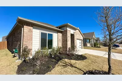 10828 Black Onyx Drive, Fort Worth, TX 76036 - Photo 2