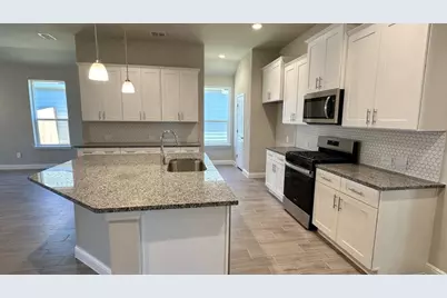 10828 Black Onyx Drive, Fort Worth, TX 76036 - Photo 4