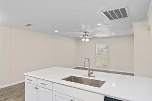 2201 Wildbriar Dr, Arlington, TX 76014 - Photo 10