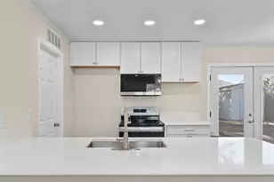 2201 Wildbriar Dr, Arlington, TX 76014 - Photo 8