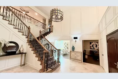 2004 Crown Knoll Lane, Plano, TX 75093 - Photo 2