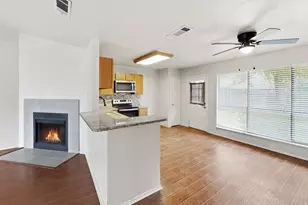 816 Midcreek Dr, Euless, TX 76039 - Photo 6