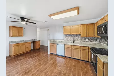 816 Midcreek Drive, Euless, TX 76039 - Photo 8
