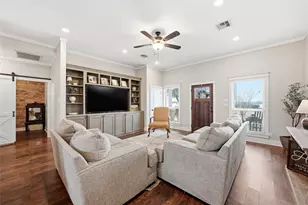 1130 N Lone Star Pkwy, McGregor, TX 76657 - Photo 6