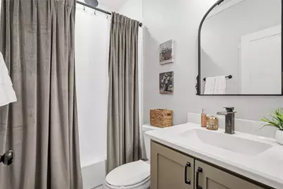 1130 N Lone Star Parkway, McGregor, TX 76657 - Photo 22