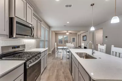 712 Greenford Manor, Justin, TX 76247 - Photo 8