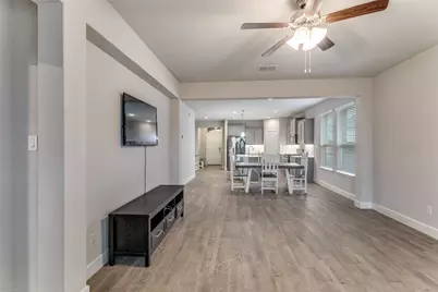 712 Greenford Manor, Justin, TX 76247 - Photo 12