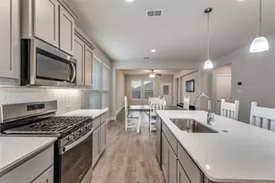 712 Greenford Mnr, Fort Worth, TX 76247 - Photo 6